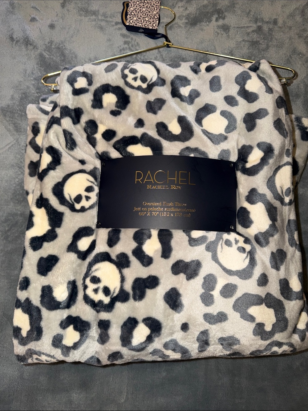 RACHEL Rachel Roy Gray & White Skull Leopard Plush Throw NWT